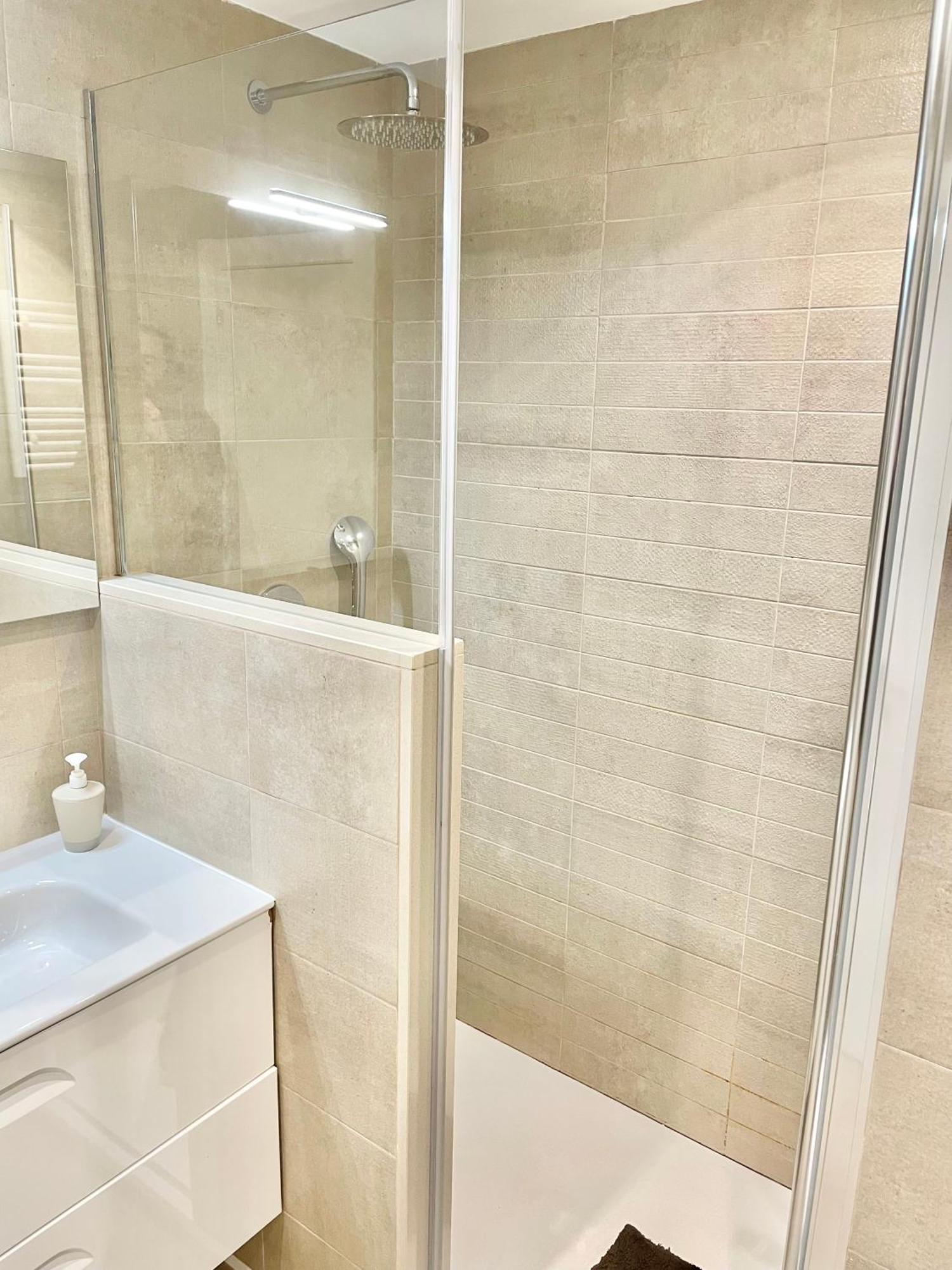Apartamento San Lorenzo Playa. Vistas Al Mar. خيخون المظهر الخارجي الصورة