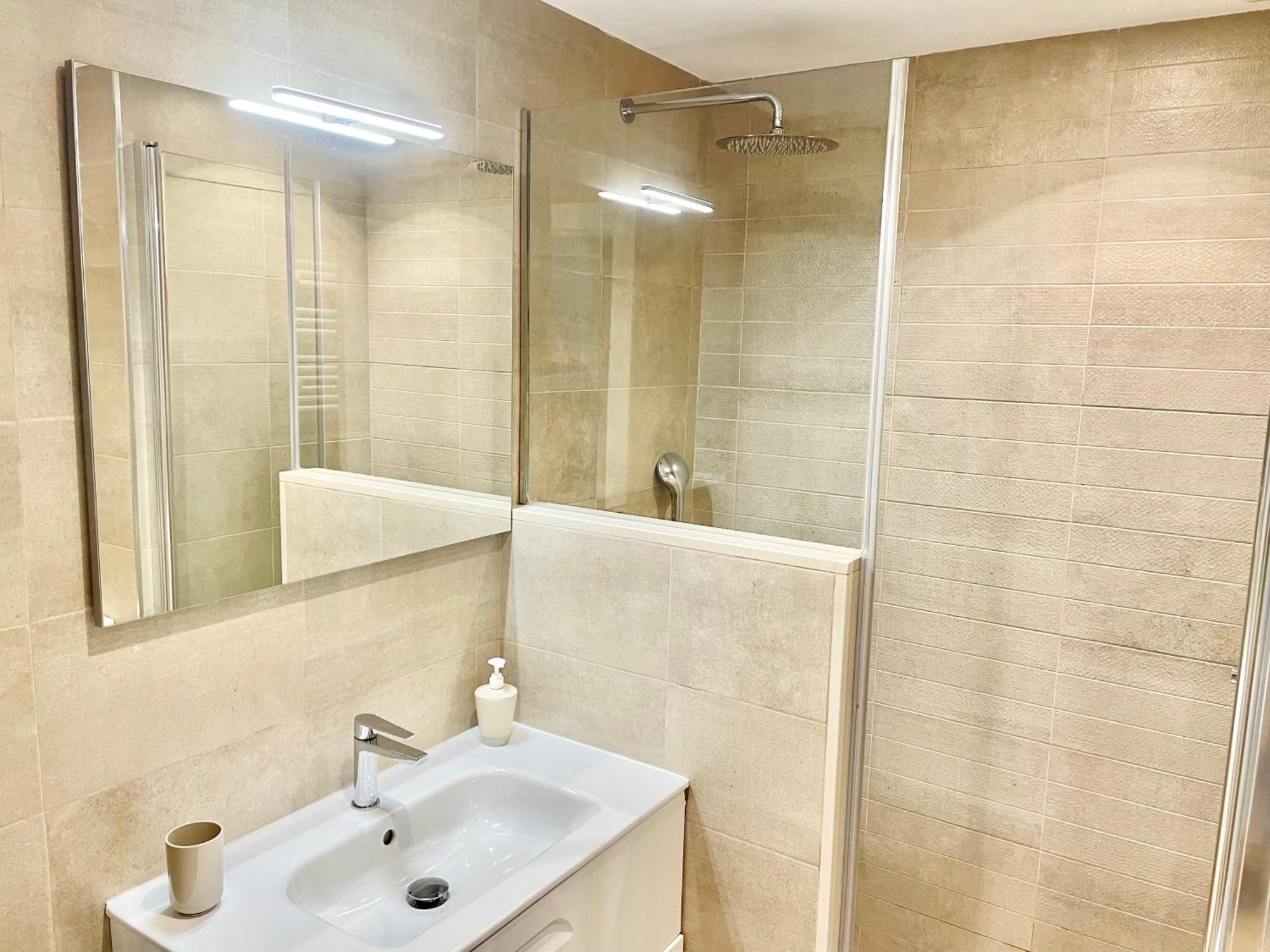 Apartamento San Lorenzo Playa. Vistas Al Mar. خيخون المظهر الخارجي الصورة