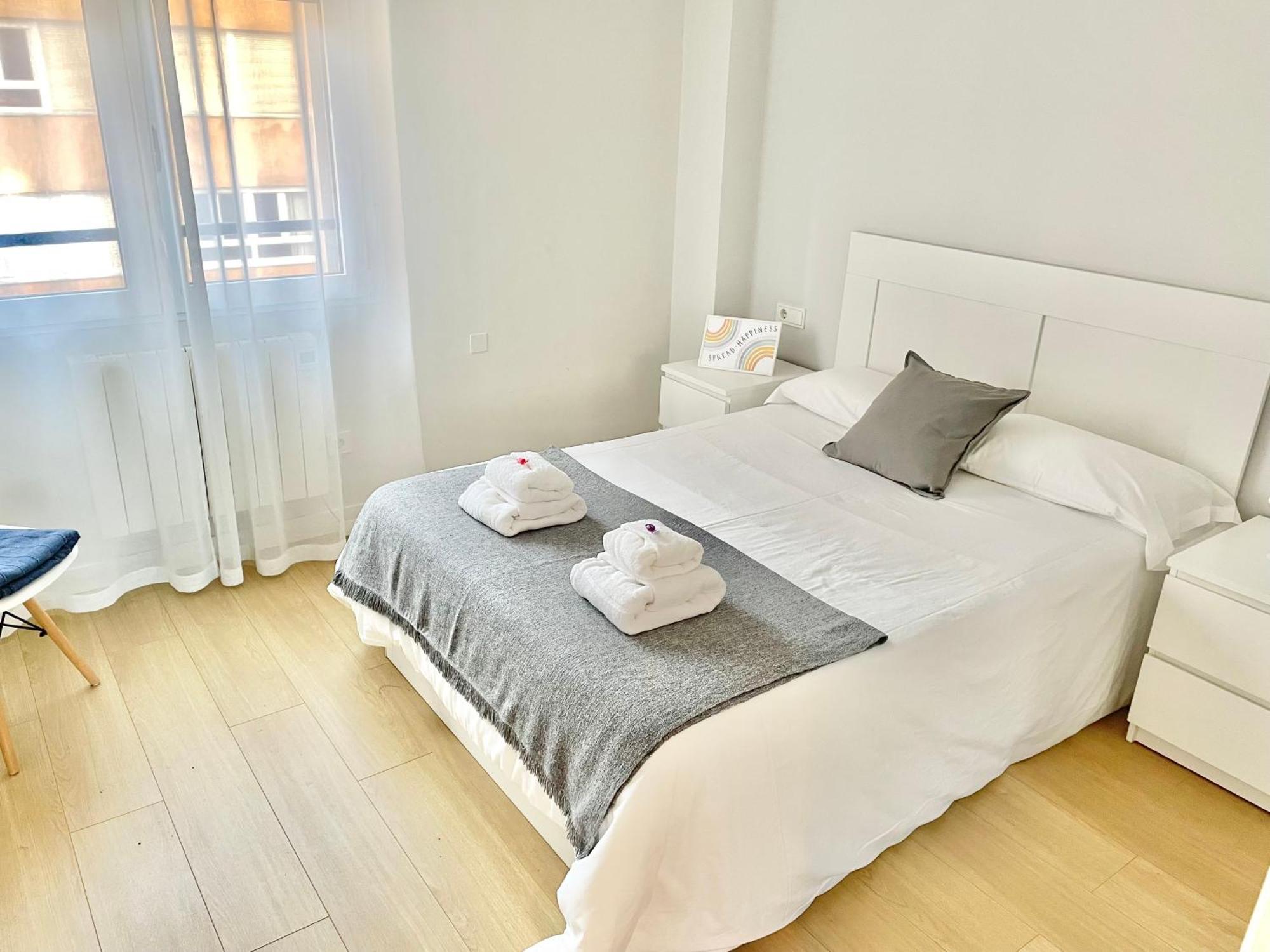 Apartamento San Lorenzo Playa. Vistas Al Mar. خيخون المظهر الخارجي الصورة